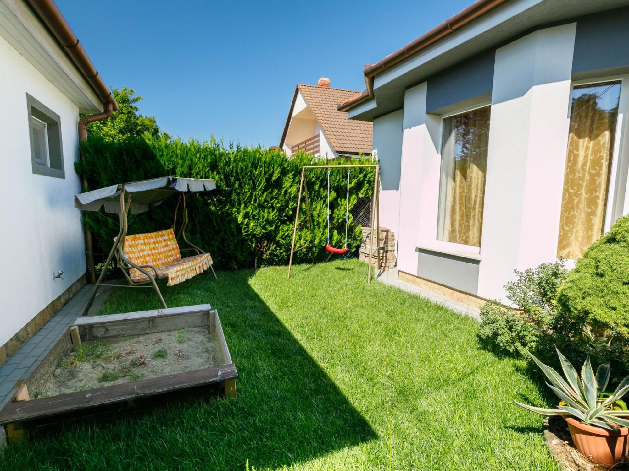 Holiday Home Ildiko By Interhome Balatonlelle Exteriör bild