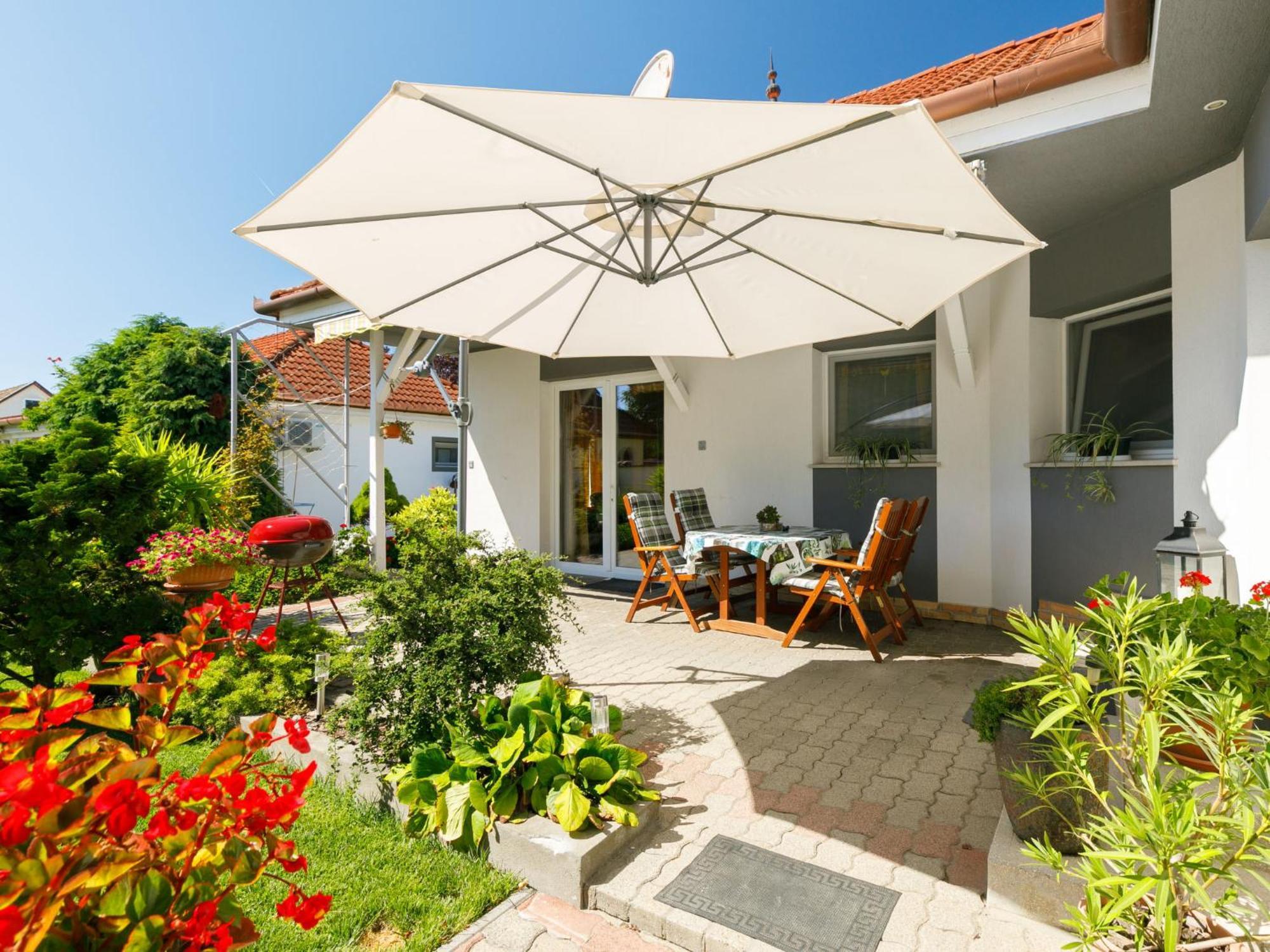 Holiday Home Ildiko By Interhome Balatonlelle Exteriör bild